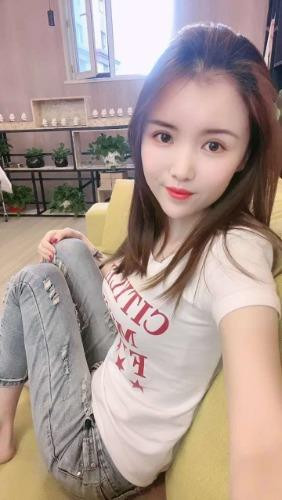 身材性感mz胸大活好